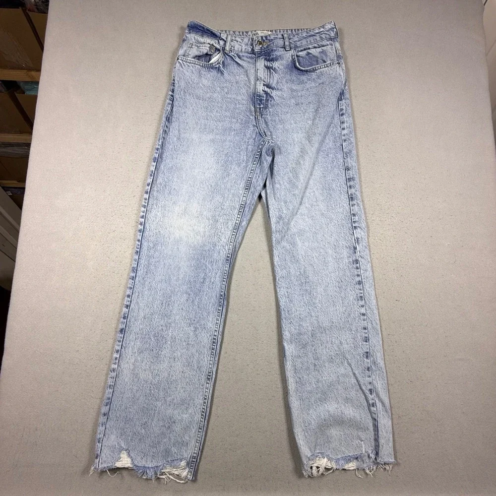 Zara Men(uni) Light Wash Straight Leg Distressed Raw Hem JeansBlue Denim Size 32